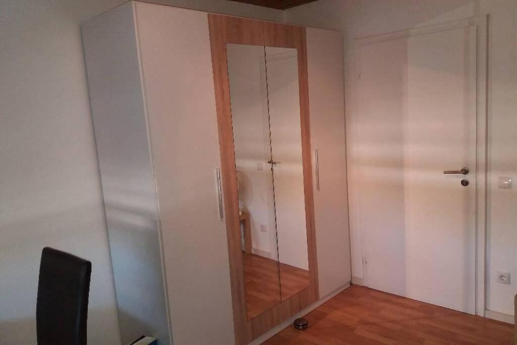 Ferienwohnung In Edenkoben Ngoại thất bức ảnh